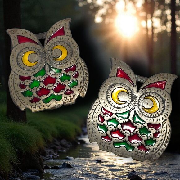Set of 2 Vintage Cast Iron Owl Trivets Stained Glass Style Red Green Yellow MCM - Picture 1 of 6